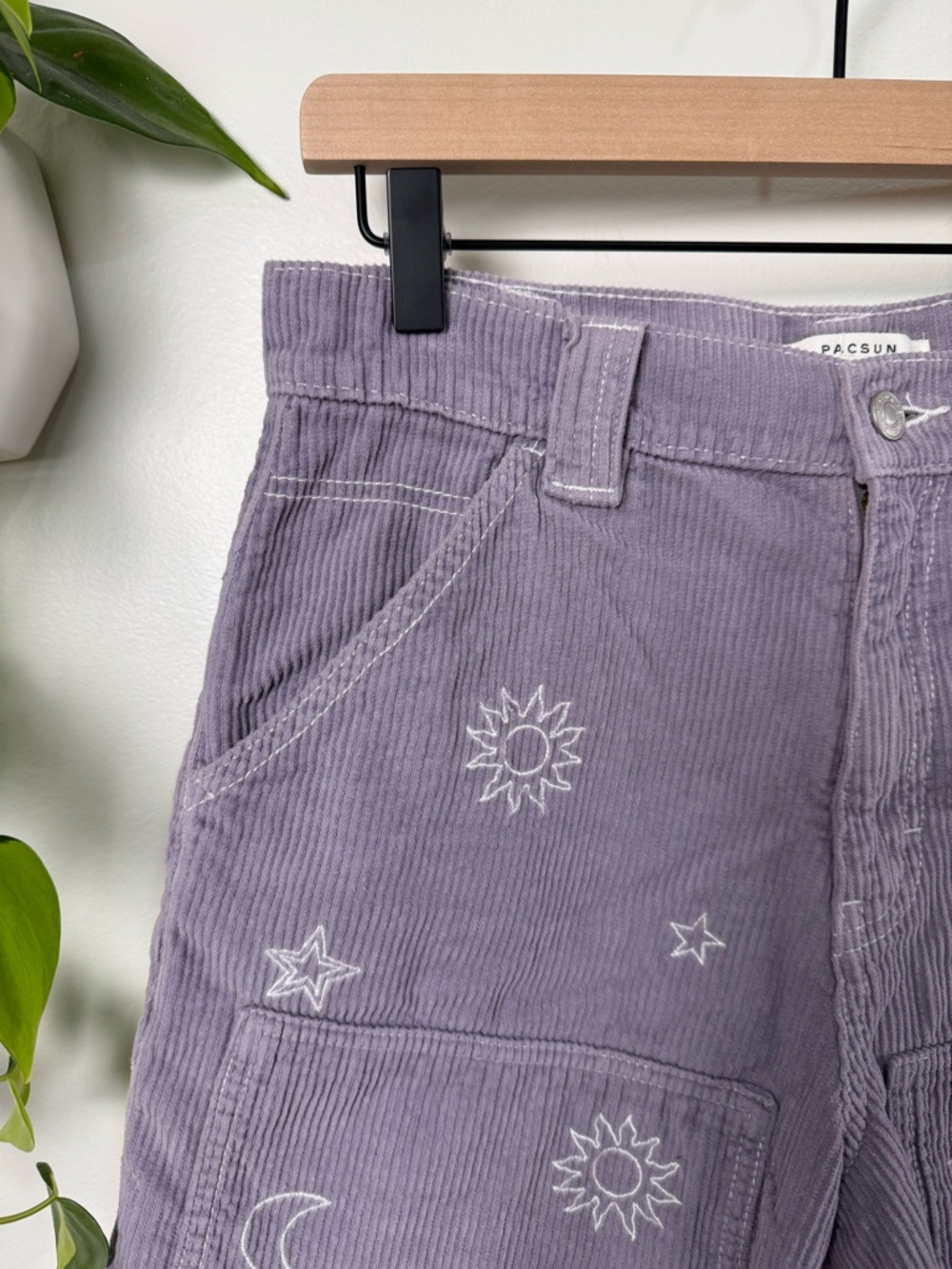 Pacsun Stars Corduroy Cutoff Workwear Shorts Sun Moon Purple Size 28 Celestial - Picture 3 of 6